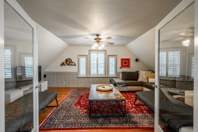 Building Photo - 10098 Wasatch Blvd