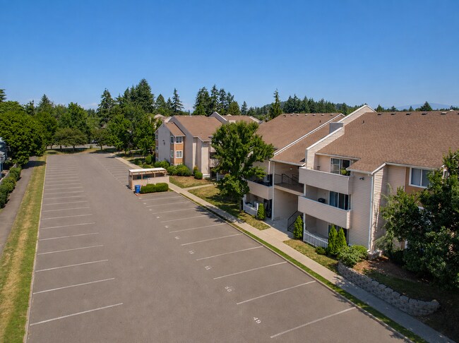 Building Photo - FREE August Rent! Spacious 1-Bedroom with Vaulted Ceilings & In-Unit Laundry!