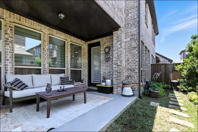 Building Photo - 3917 Dame Ragnel Dr