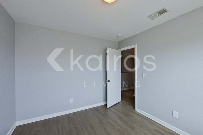 Building Photo - 112 Belle Haven Dr