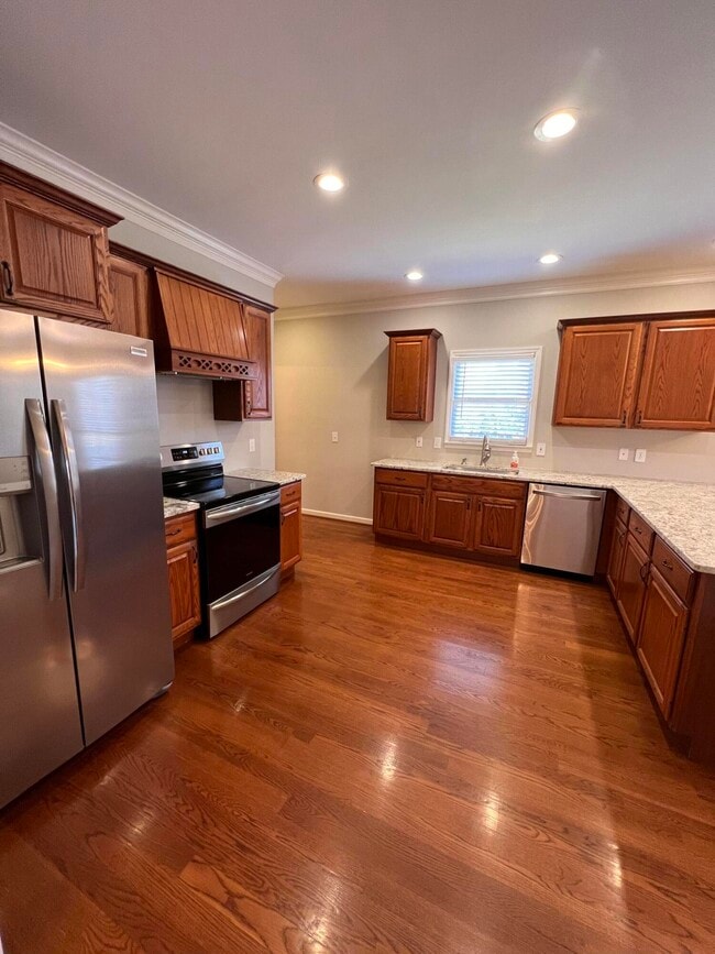 Building Photo - 4320 Creek Valley Way