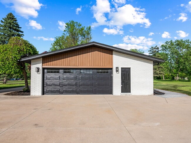 Building Photo - 21725 Normandale St