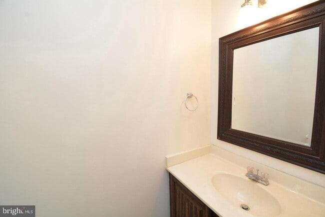 Building Photo - 7378 Jiri Woods Ct