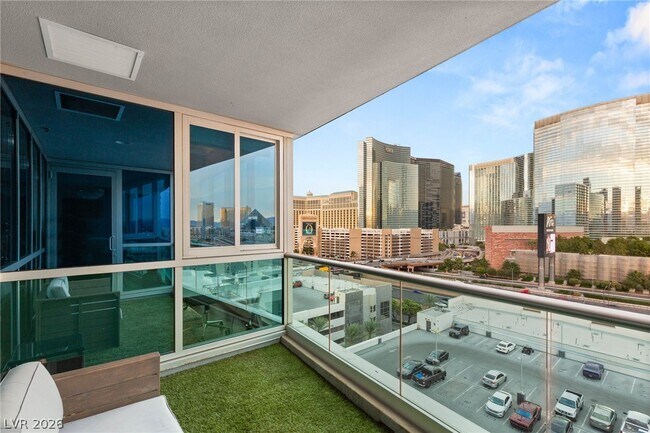 Building Photo - 4575 Dean Martin Dr