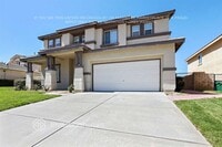 Building Photo - 2533 Carolyn Dr