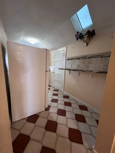 Building Photo - 10 Commonwealth Ave