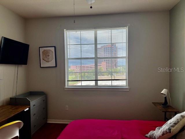 Building Photo - 860 N Orange Ave