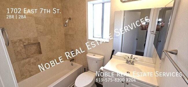 Building Photo - 1702 E 7th St