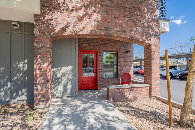 Building Photo - 475 N 9th St