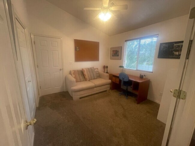 Building Photo - Furnished home available! Landscape maintenance included.