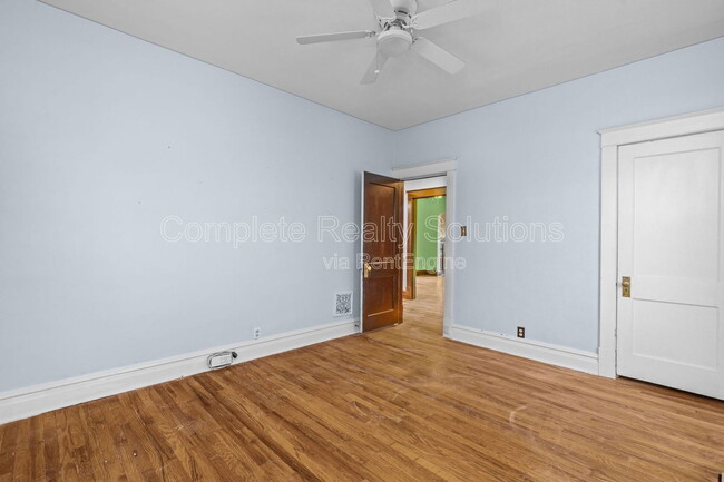 Building Photo - 5223 Bancroft Ave