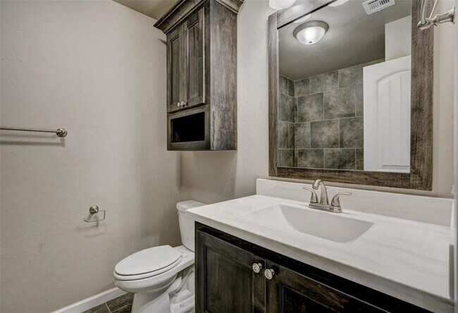 Building Photo - 1120 Garrett Farm Rd