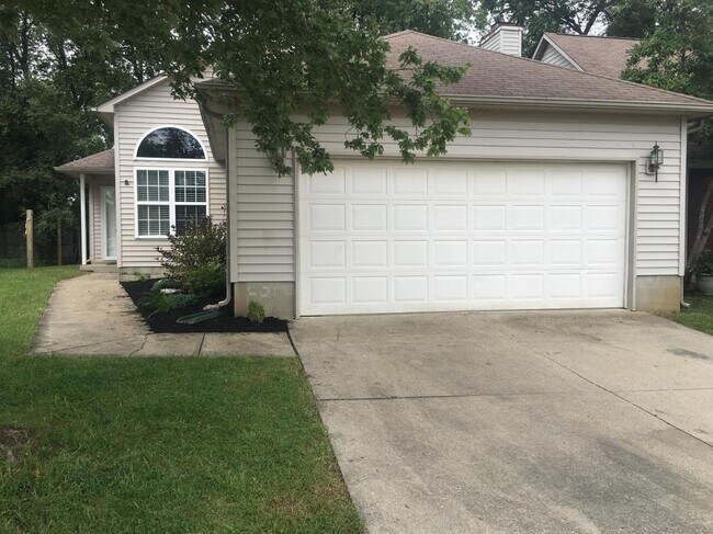 Primary Photo - 881 Gerardi Rd