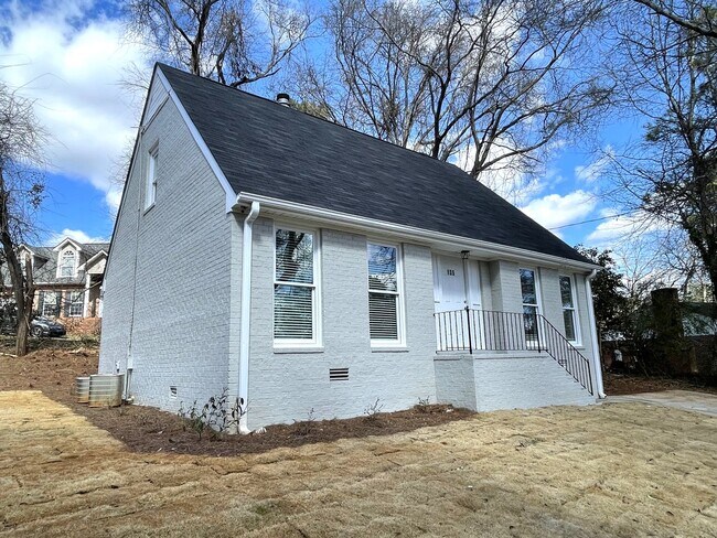 Building Photo - Five Points - 4br House - Fall 2026 Pre-Lease