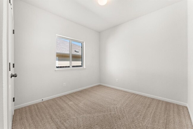 Building Photo - 489 Bridgestone Way