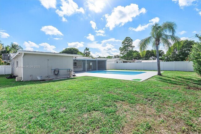 Building Photo - 4309 Jackson St