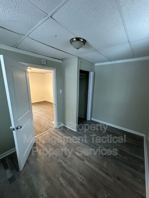 Building Photo - 2180 W 83rd St