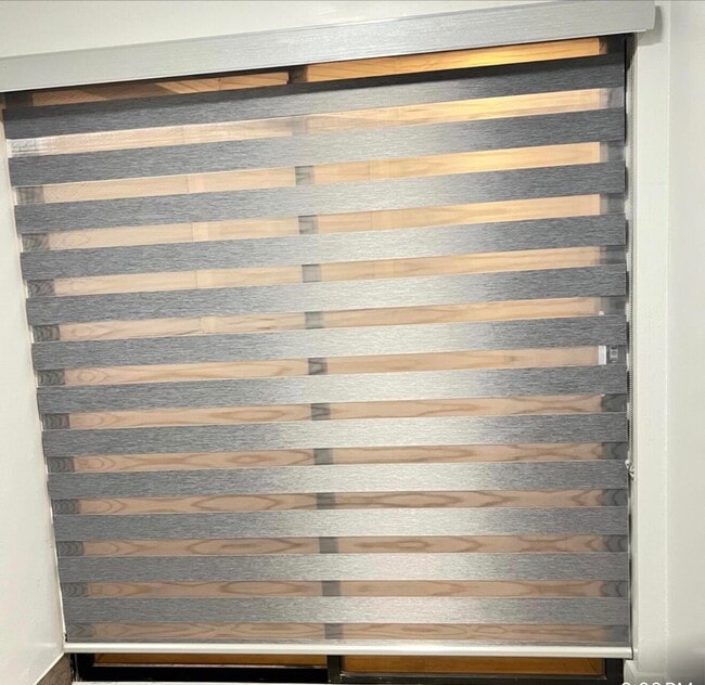 Building Photo - 6475 W Oakland Park Blvd