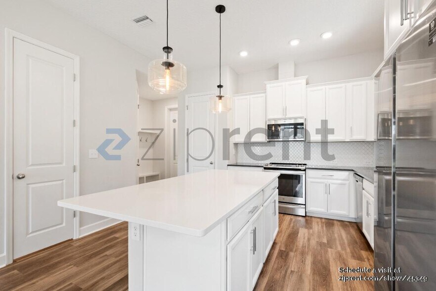 Building Photo - 11496 Fathom Ct