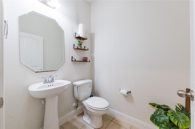 Building Photo - 4421 Casa Robles Dr