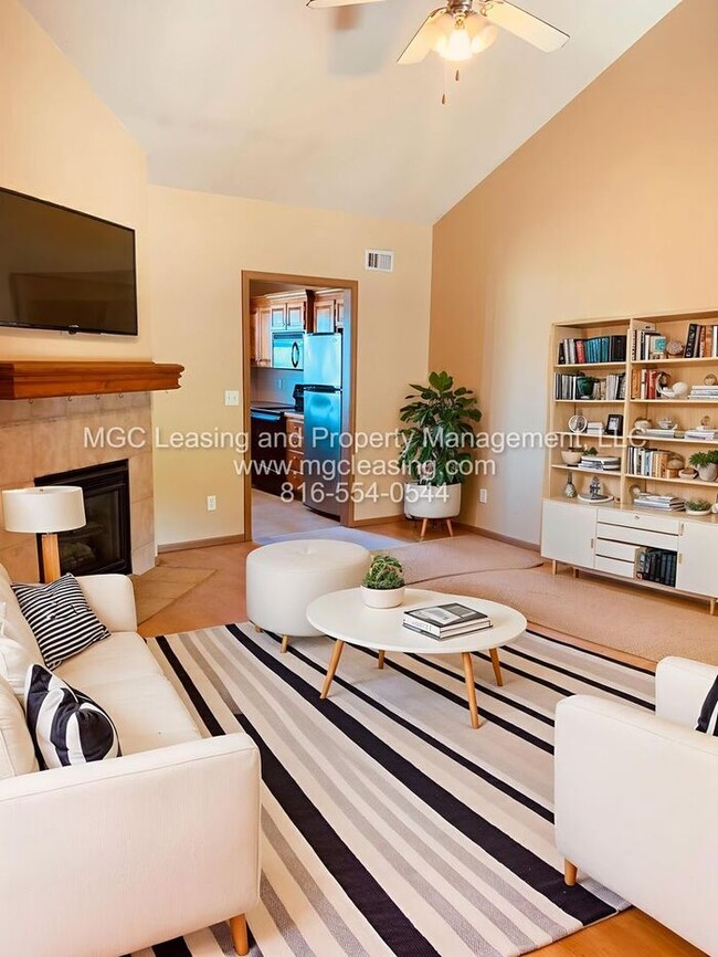 Building Photo - Snag This Raymore Gem Before the Luck Runs Out - Available 03/31/26