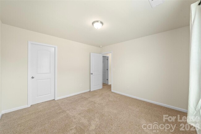 Building Photo - 9517 Harvard Oak Ct