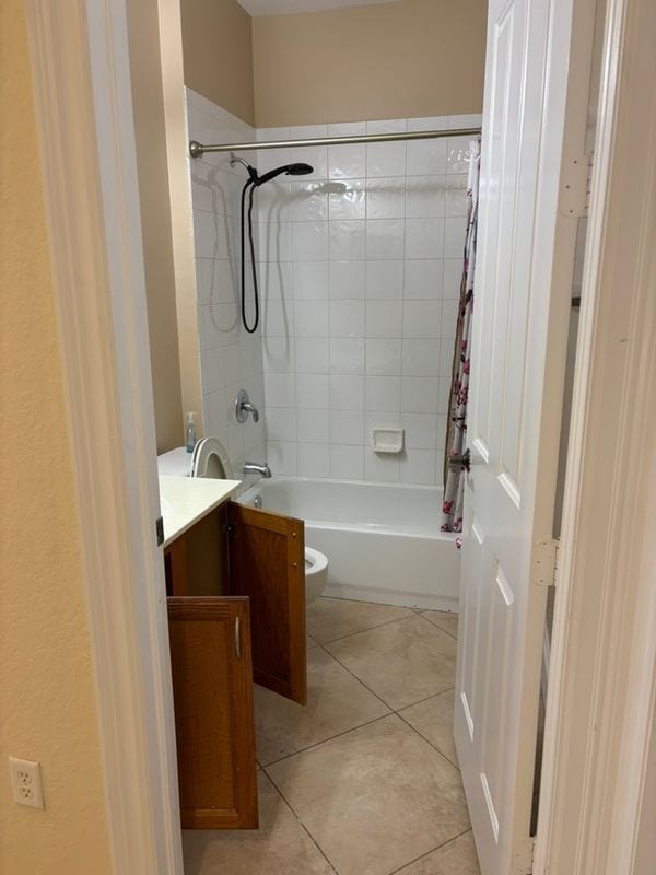 Building Photo - 590 Amador Ln