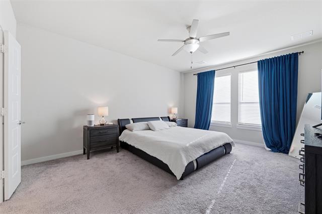 Building Photo - 2417 Mankato Dr