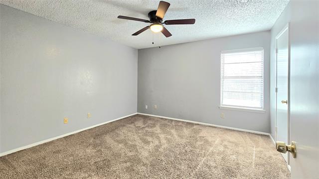 Building Photo - 5807 Shadydell Dr