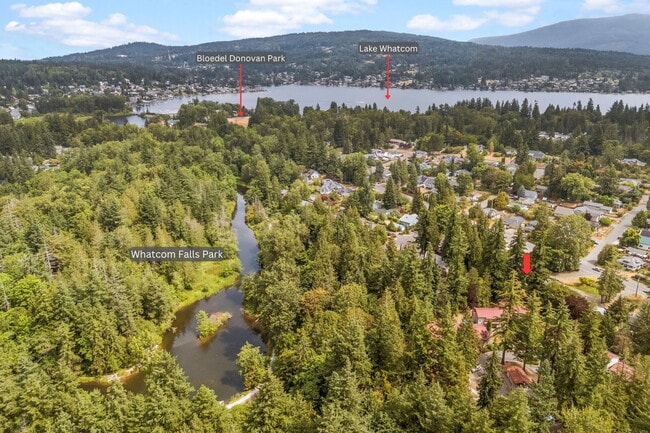 Building Photo - Modern 4-Bedroom Retreat Near Lake Whatcom...