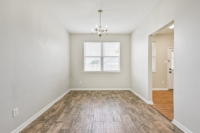 Building Photo - 4714 Montclair Hill Ln