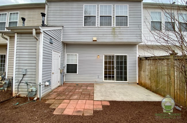 Building Photo - 302 Claybrooke Dr