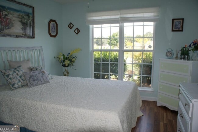 Building Photo - 211 Lucas Way