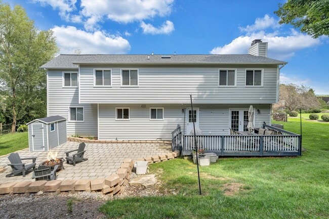 Building Photo - 504 Cedar Orchard Dr W