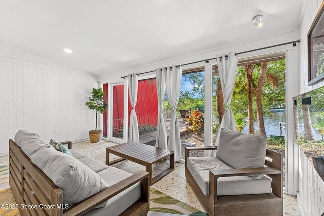 Building Photo - 1428 Rose Ct