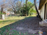 Building Photo - 1703 Smith Dr