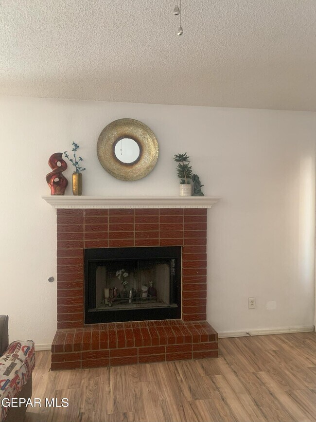 Building Photo - 12621 Tierra India Way