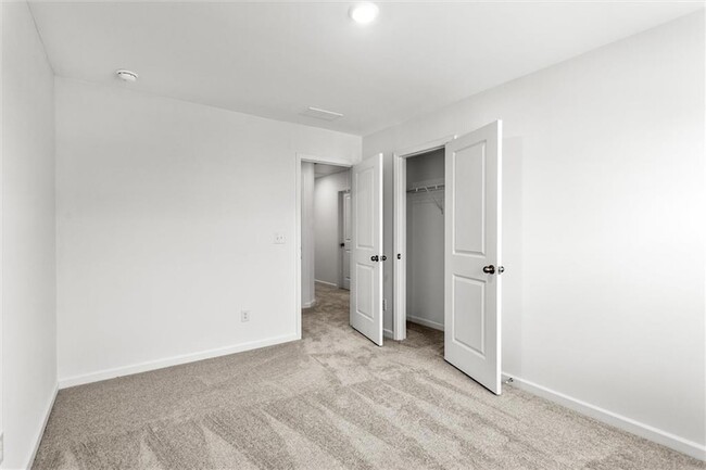 Building Photo - 166 Vision St