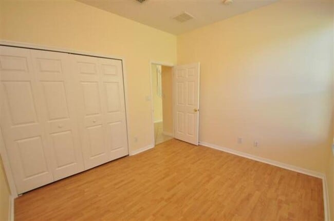 Building Photo - 12033 Blairemont Way