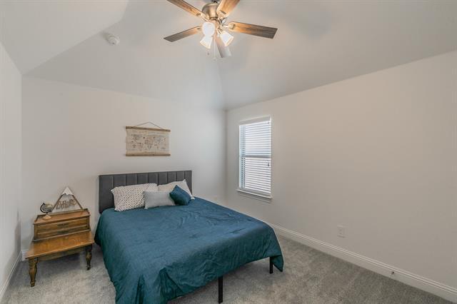 Building Photo - 711 Artesian Dr