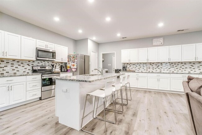 Building Photo - Great 4 Bed, 2 Bath in South Arlington- Mansfield ISD-  76001