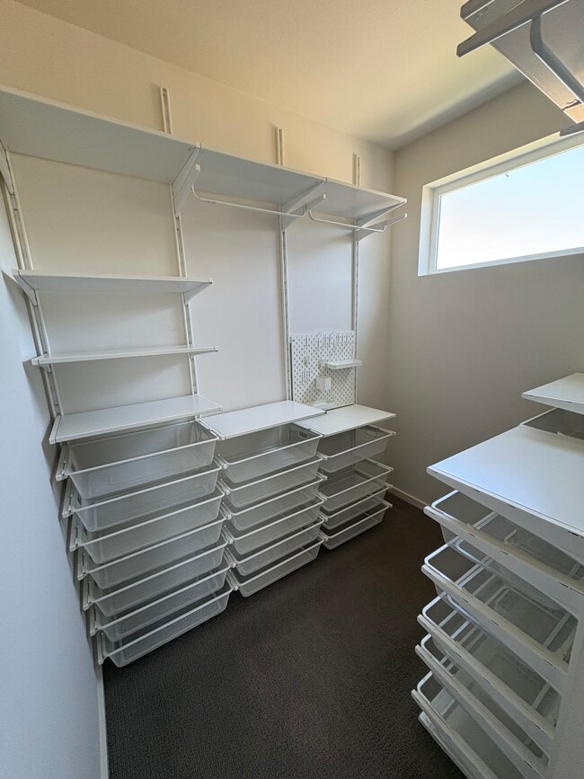 Building Photo - 5013 9th Ave NW