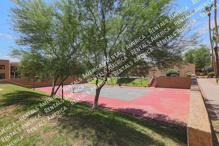 Building Photo - 5877 N Granite Reef Rd