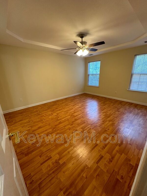 Building Photo - 2064 Summerton Cir