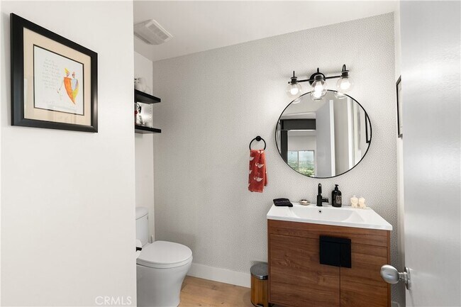 Building Photo - 3230 Tyrol Dr