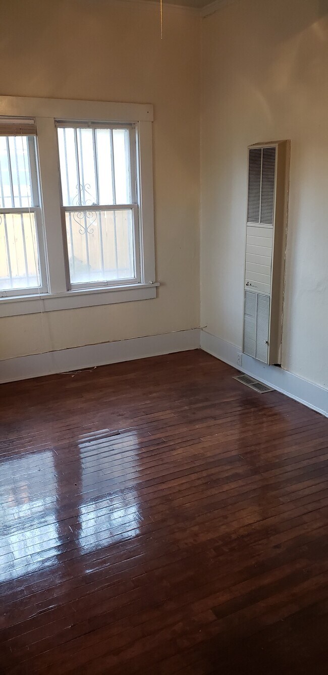 bedroom - 1012 Fruit Ave NW