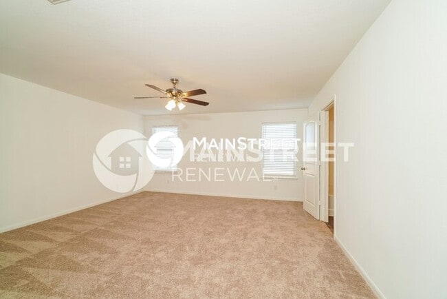 Building Photo - 4 Bedroom Pet-Friendly Home in New Braunfels, TX with Main Street Renewal