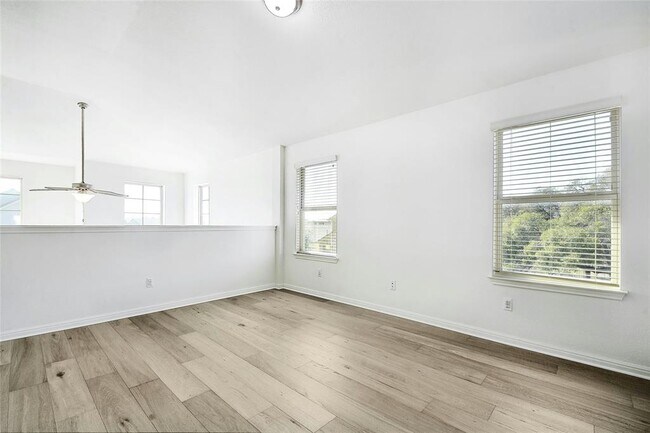 Building Photo - 216 Iron Rail Rd
