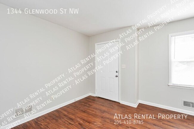 Building Photo - 1344 Glenwood St NW