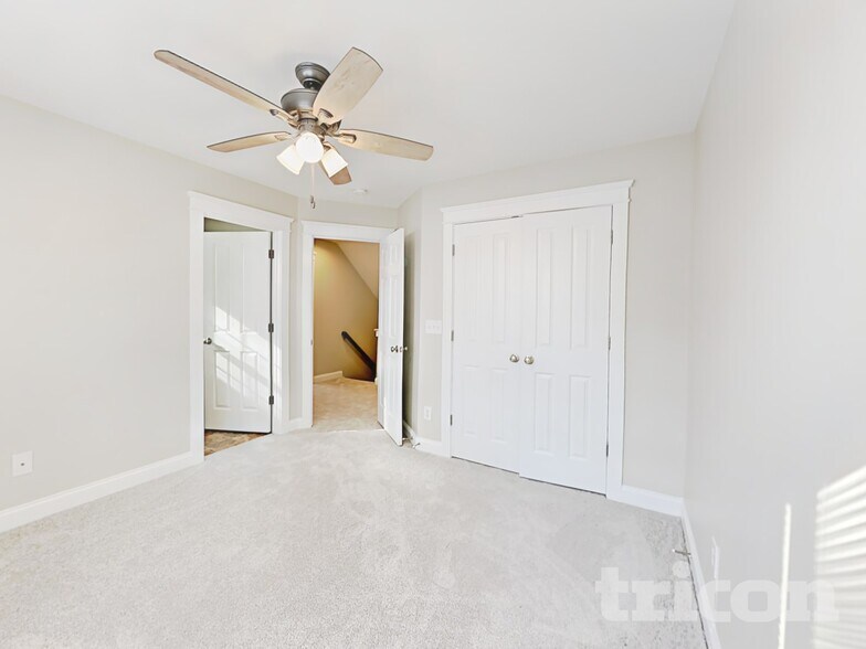 Building Photo - 150 E Morehouse Ave